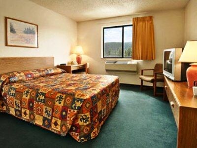 Super 8 By Wyndham Williams Lake Bc Oda fotoğraf